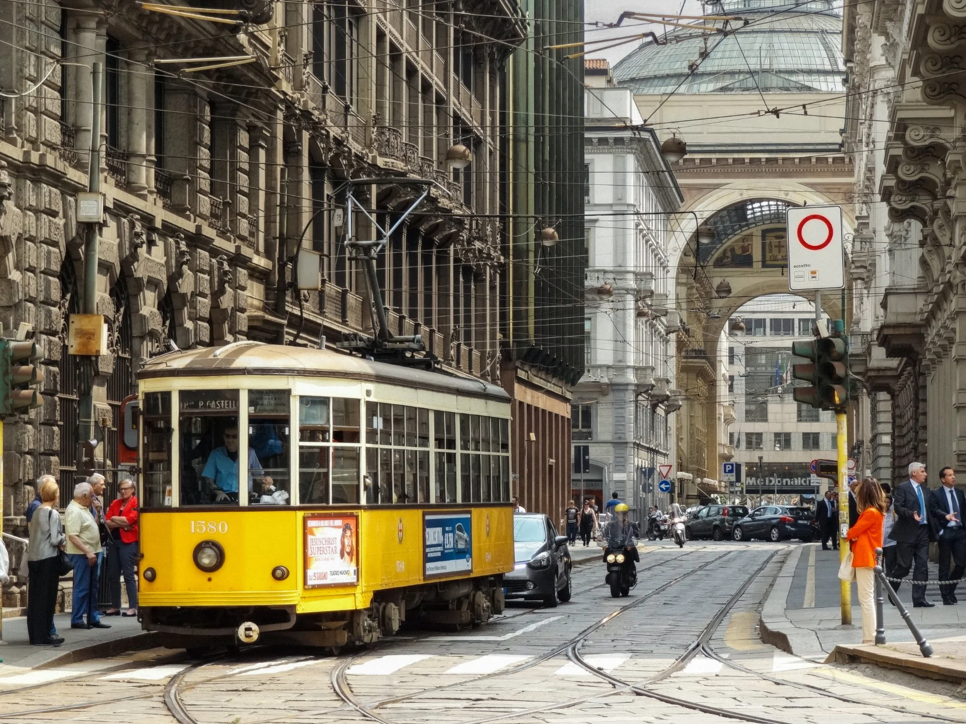 20251027_b0022150_gigapixel_high_fidelity_v2_4x